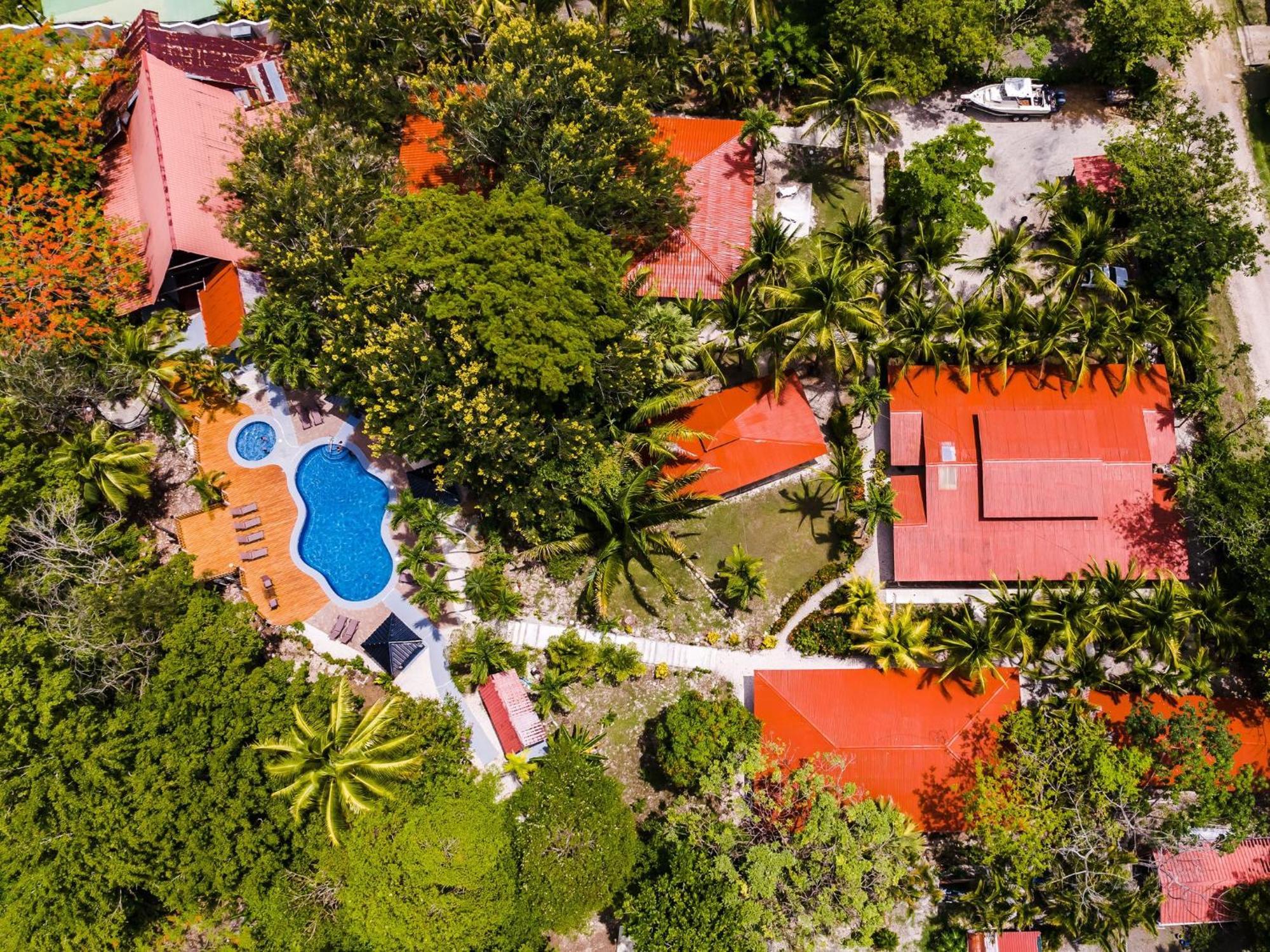 El Sueno Tropical Hotel Puerto Carrillo Exterior photo